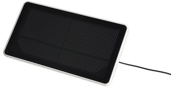 ドコモのソーラー充電器「FOMA ecoソーラーパネル 01」